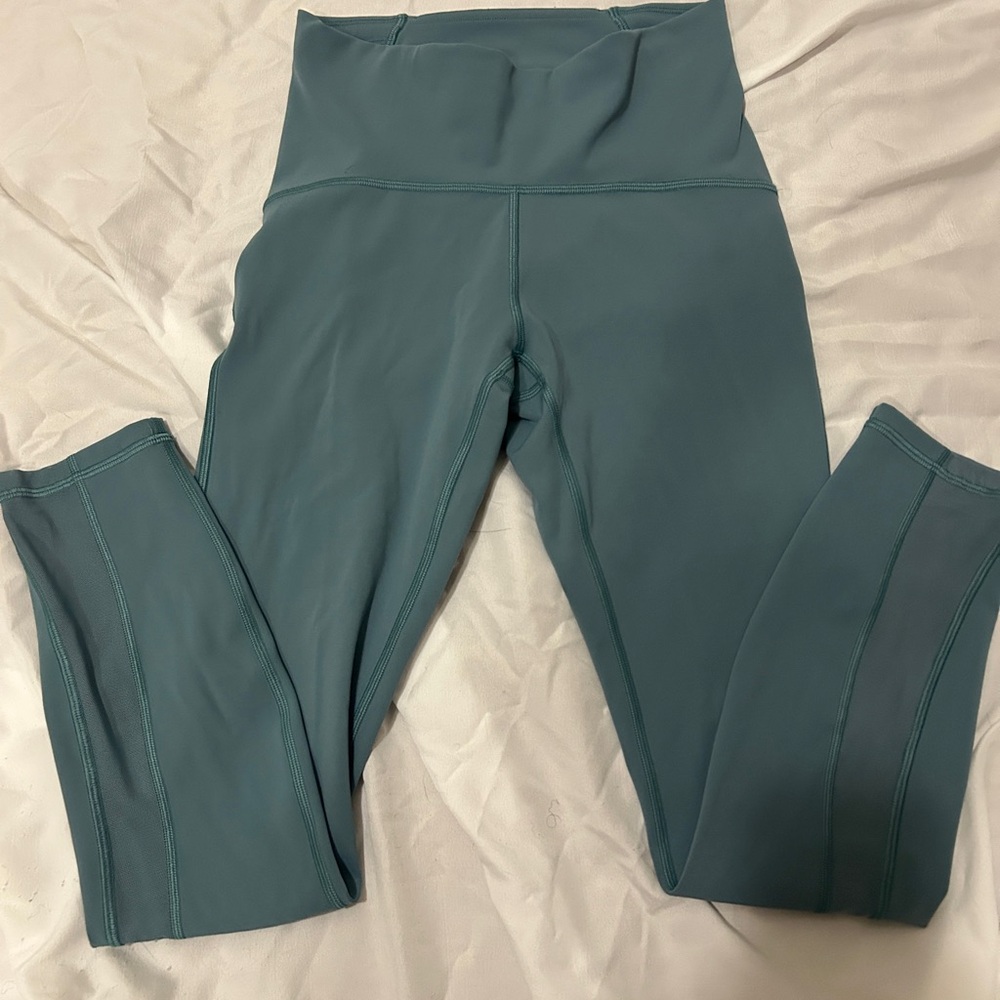 lululemon athletica Women Teal Mesh Leggings